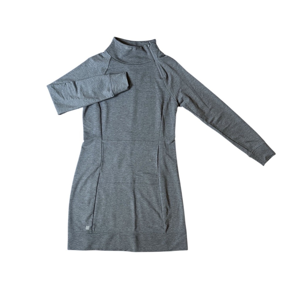 Title Nine Guthrie Dress Mockneck Sports Stretchy Athleisure Performance Size S